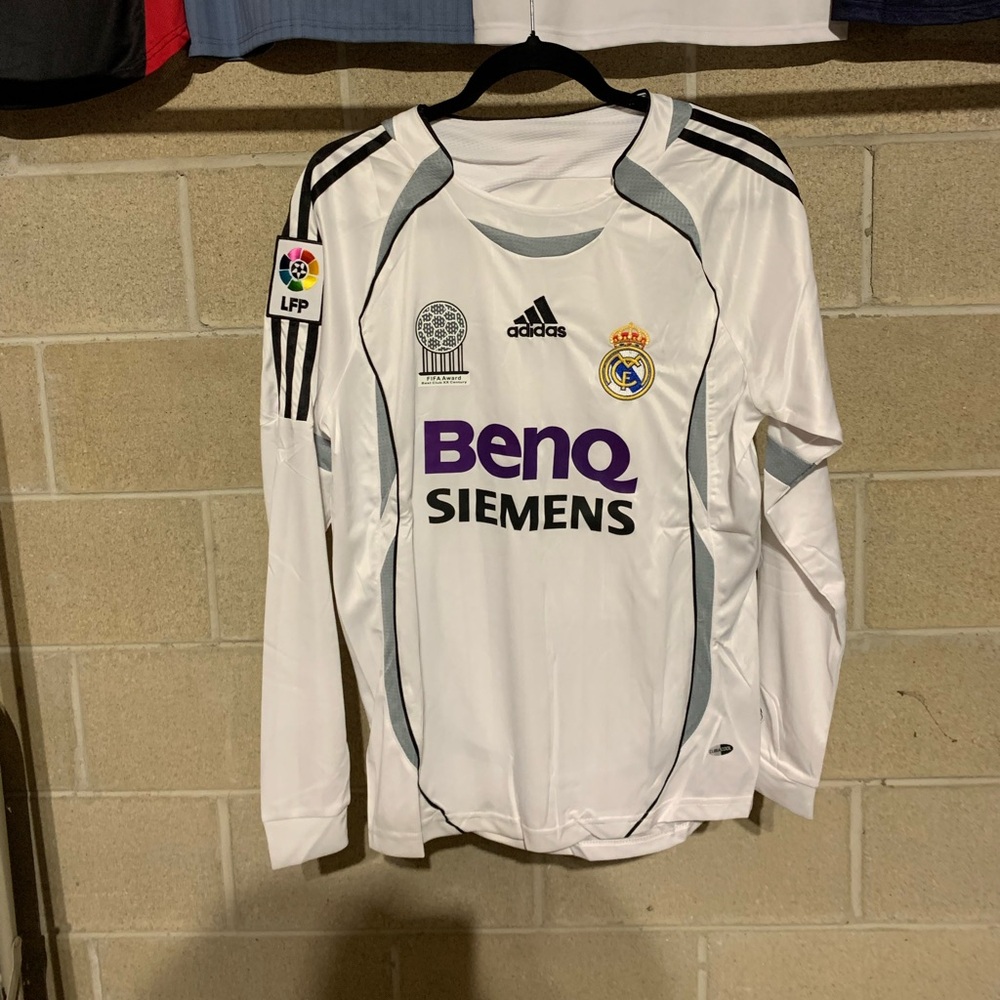 Retro Real Madrid 06/07 Jerseys